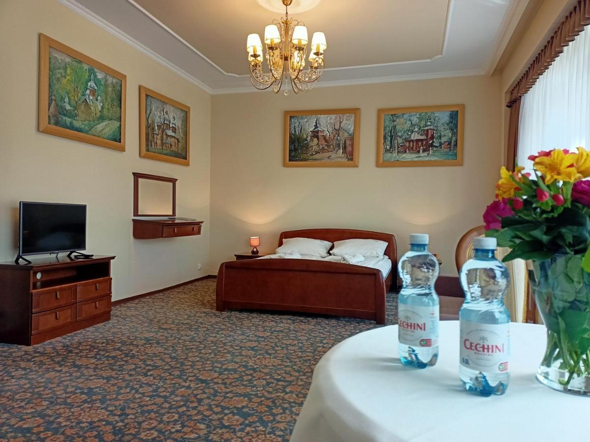 Victoria Cechini Hotel กรินีซา ดรอยจ์ ภายนอก รูปภาพ
