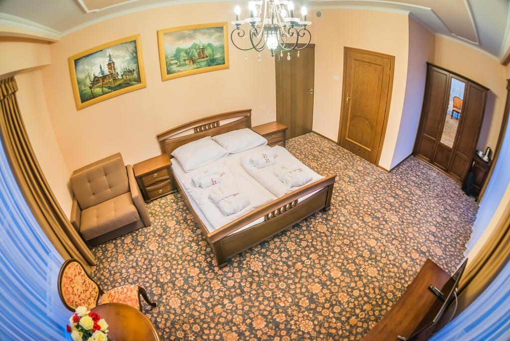 Victoria Cechini Hotel กรินีซา ดรอยจ์ ห้อง รูปภาพ