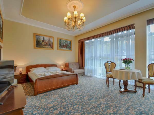 Victoria Cechini Hotel กรินีซา ดรอยจ์ ภายนอก รูปภาพ
