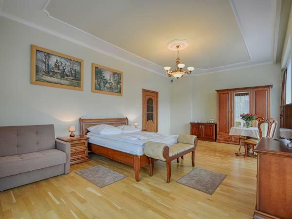 Victoria Cechini Hotel กรินีซา ดรอยจ์ ภายนอก รูปภาพ