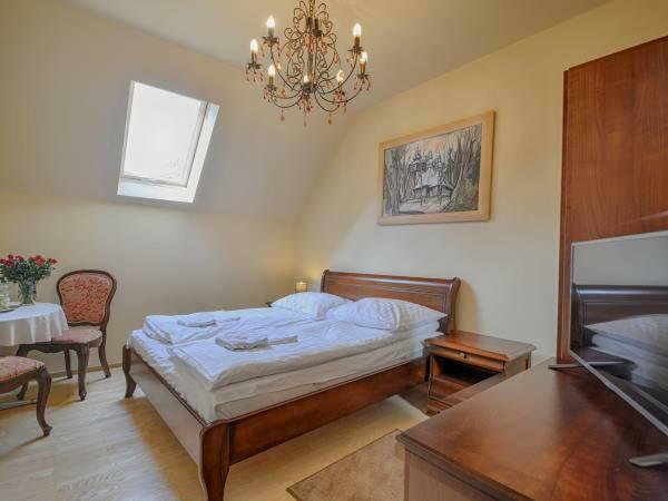 Victoria Cechini Hotel กรินีซา ดรอยจ์ ภายนอก รูปภาพ